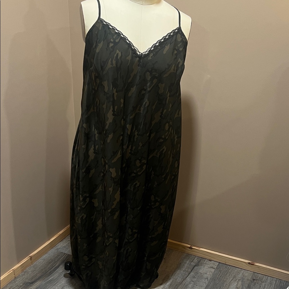 Wild fable plus camo gown